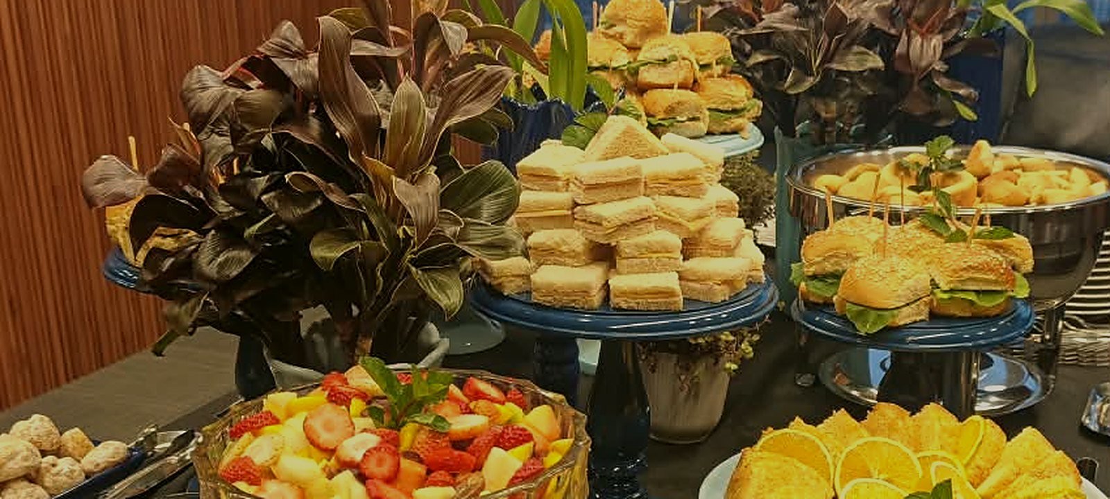 Mesa de coffee break da Blue Garden